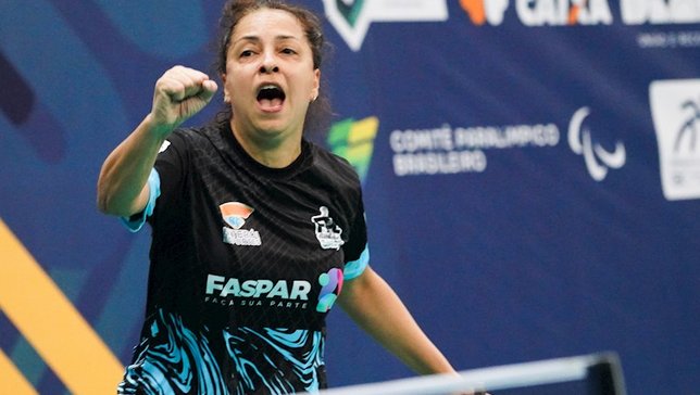 Líder do ranking do Absoluto A, Valesca Maranhão q