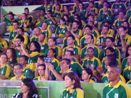 DELEGAÇÃO PARAOLÍMPICA É HOMEMENAGEADA