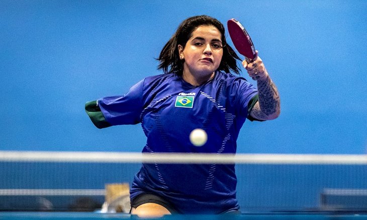 Bruna Alexandre terminou com medalha de ouro no pr
