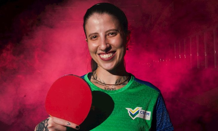 Jennyfer Parinos luta por uma vaga na classe 9 fem