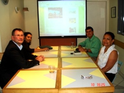 REPRESENTANTE DA ITTF VISITA SEDE DA CBTM