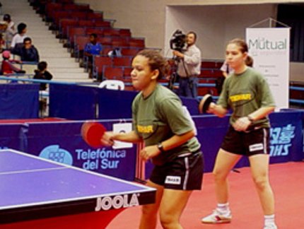 EQUIPE FEMININA VIAJA PARA ATENAS