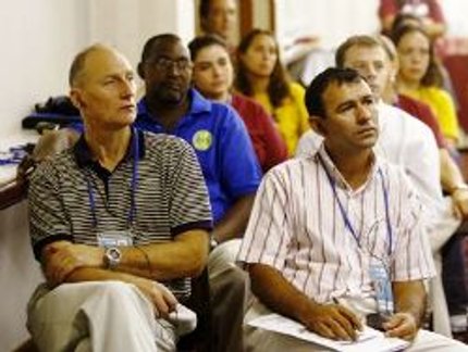 OBSERVADORES INTERNACIONAIS DAS OLIMPÍADAS ESCOLARES TROCAM EXPERIÊNCIAS
