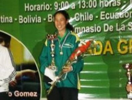 LÍVIA MIZOBUCHI FICA COM O TÍTULO NO JUVENIL FEMININO