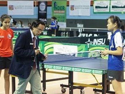PEQUENA GENIFER ZHAO JÁ FIGURA ENTRE AS GIGANTES DO RATING A