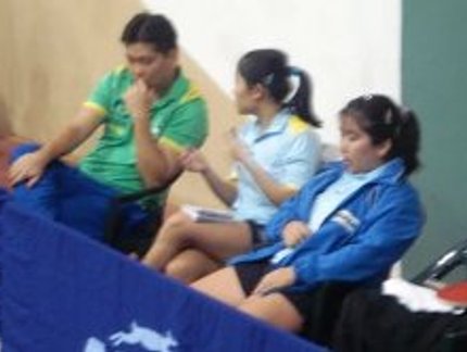 INFANTIL FEMININO TERMINOU O DIA INVICTO
