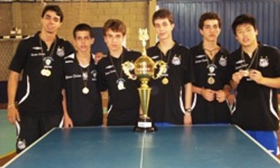 EQUIPES DO ESTRELA DE OURO/SANTOS F.C./FUPES CONQUISTAM MAIS UM TÍTULO