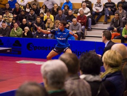 Liga Alemã: Calderano vence, mas Ochsenhausen cai em confronto direto
