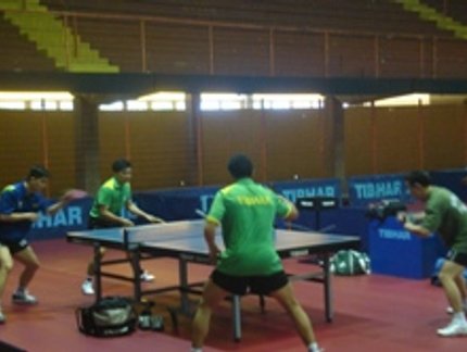ESTRELAS JÁ TREINAM NO LOCAL DA COMPETIÇÃO