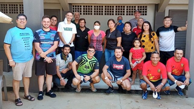 Dirigentes da Liga Oeste Paulista reunidos neste s