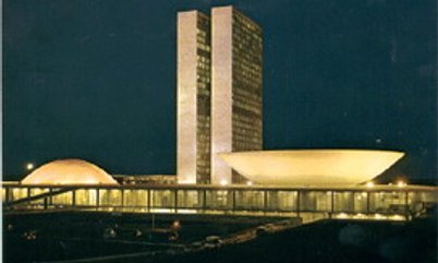 PRESENÇA DE ATLETAS EMPOLGAM PARTICIPANTES EM BRASÍLIA