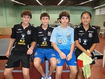ATLETAS DO CLUBE ESTRELA DE OURO / SANTOS F.C. / FUPES NA SELEÇÃO BRASILEIRA