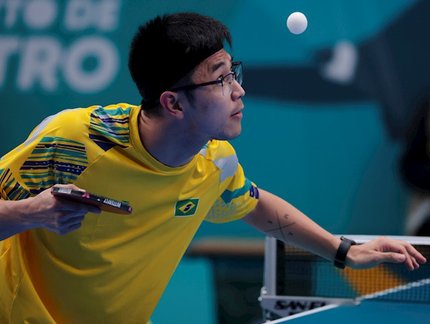 Eric Jouti se lesiona no segundo set da estreia e se despede do torneio individual do Smash da China