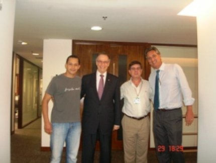 THIAGO MONTEIRO VISITA A SEDE DO COB