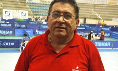 ATLETA VETERANO É TÉCNICO E JOGADOR AO MESMO TEMPO