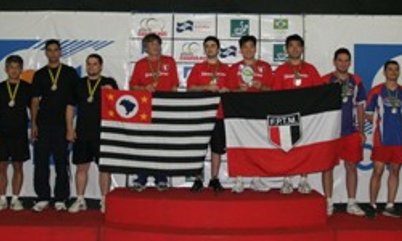 PÓDIO EQUIPES ADULTO MASCULINO