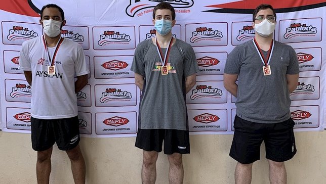 Pódio da Liga Universitária Paulista de Tênis de M