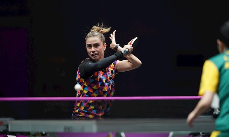 Bruna Takahashi se despede do WTT Champions após duelo com Wang Manyu, número dois do ranking