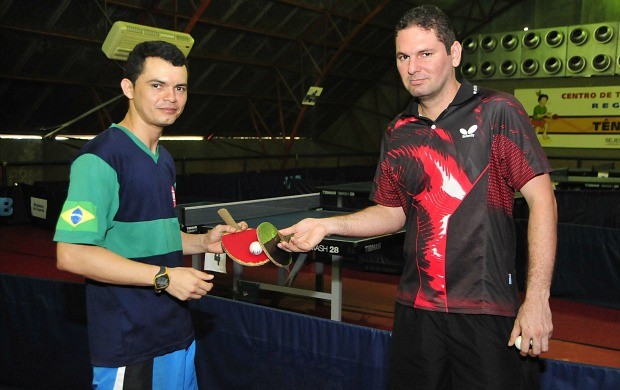 Israel Barreto e Mário Costa tênis de mesa Amazonas (Foto: Antônio Lima/Semdej)