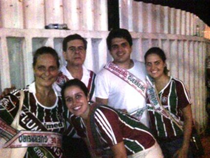 FAMÍLIA AZEVEDO COMEMORA UNIDA O TÍTULO DO FLUMINENSE