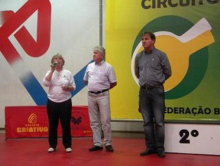 AUTORIDADES DE MARÍLIA PARTICIPAM DA PREMIAÇÃO DA COPA BRASIL
