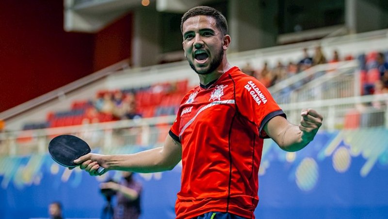 Guilherme Teodoro comemora o título do absoluto A 