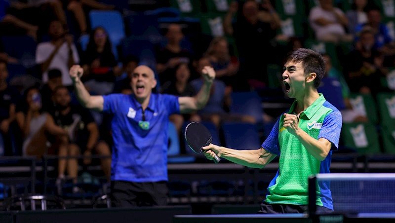 Com apoio da torcida brasileira, Bruna Takahashi e Vitor Ishiy brilham e vencem na estreia do individual no WTT Contender do Rio de Janeiro