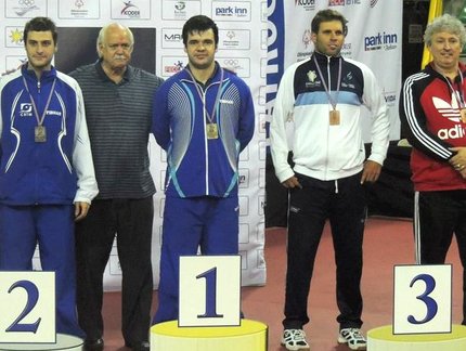 Israel Stroh supera Luiz Manara e conquista o título da Classe 8