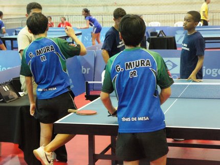Competição de duplas abre segundo dia no Tênis de Mesa dos Jogos Escolares
