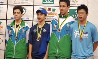 PÓDIO INFANTIL MASCULINO COPA BRASIL SÃO BERNARDO
