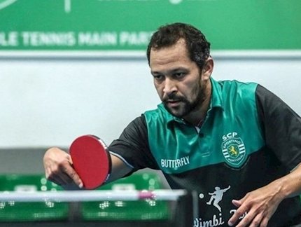 Sporting, de Thiago Monteiro, vence mais uma e lidera o Campeonato Português Masculino