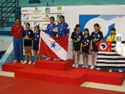 PARÁ VENCE MIRIM FEMININO DE SELEÇÕES