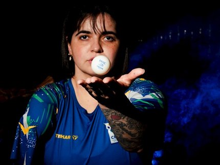 23 de abril – DIA MUNDIAL DO TÊNIS DE MESA – Bruna Alexandre, uma paralímpica entre os olímpicos