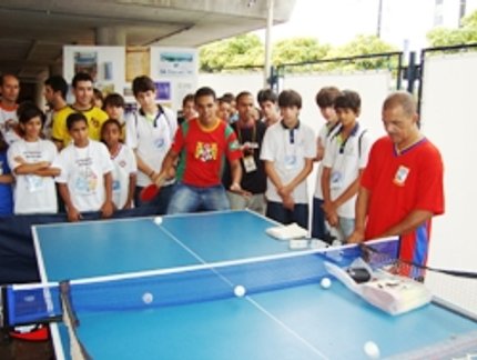 ROBÔ DE TÊNIS DE MESA É DESTAQUE NO CAMPEONATO