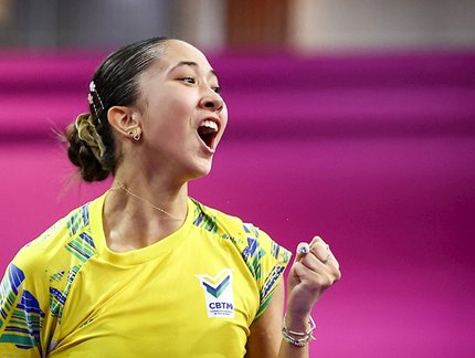 Seleção feminina vence duelos da fase de grupos e garante classificação às semifinais do Sul-Americano por equipes