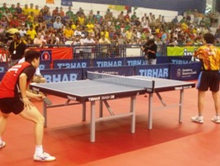 LIN JU VENCE CAZUO E VAI BRIGAR PELO TÍTULO