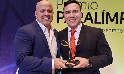 Paulo Salmin recebe o Prêmio Paralímpicos de melhor mesa-tenista de 2019 e comemora ano especial na carreira