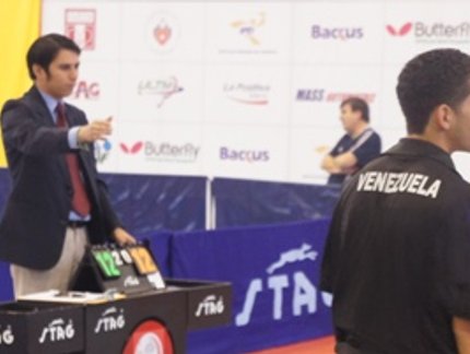 ÁRBITRO EQUATORIANO AGRADECE AOS BRASILEIROS PELO CARINHO