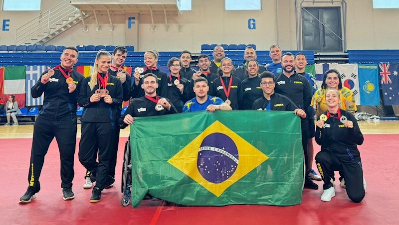 Delegação brasileira em Montenegro - Foto: CBTM