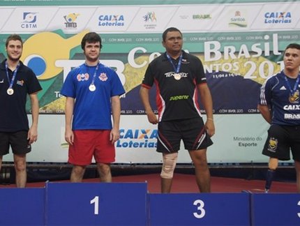 Atleta de Santos fica com a medalha de ouro na Classe 8