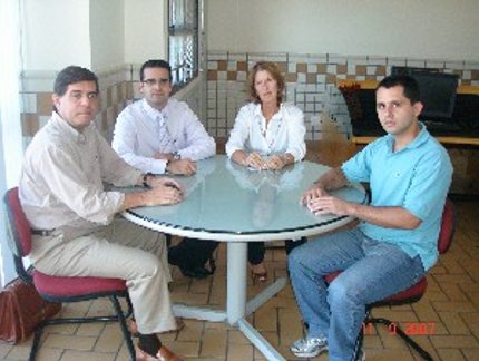 PRESIDENTE DA CBTM VISITA COLÉGIO CEC