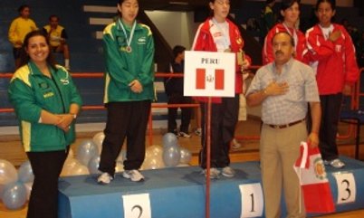 KATIA KAWAI LEVA MEDALHA DE PRATA NO INDIVIDUAL