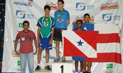 MURILO RODRIGUES VENCE LUCAS PAULINO E LEVA O OURO