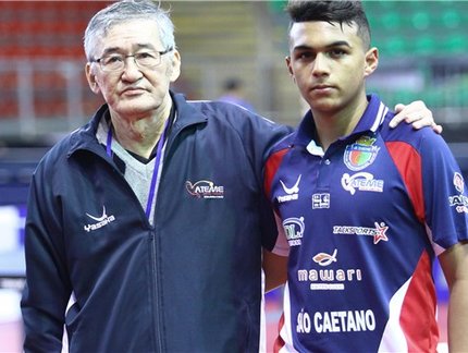 Revelador de craques, Mestre Kobayashi guia os passos do jovem Diogo