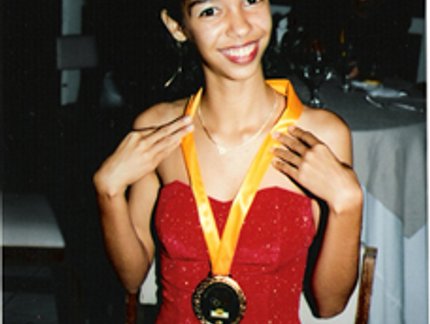 ANNA MARTINS QUER PROJEÇÃO INTERNACIONAL EM 2005