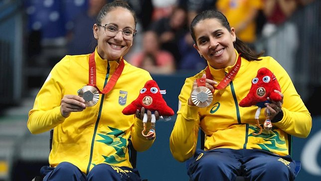 Cátia Oliveira e Joyce Oliveira, medalhistas de br