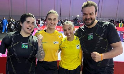 Vitória heroica deixa seleção feminina perto de feito inédito no Campeonato Mundial por Equipes