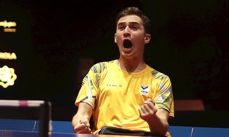 Lucas Arabian celebra a vaga na semifinal do Campe