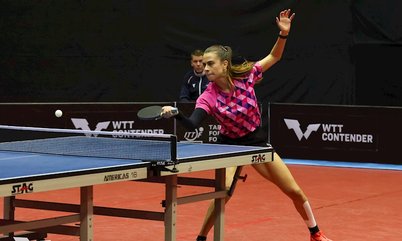 Bruna Takahashi vence francesa e avança às quartas de final do individual feminino no WTT da Jordânia