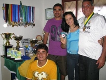JANE RODRIGUES COMEMORA ANIVERSÁRIO COM A FAMÍLIA EM GOIÁS